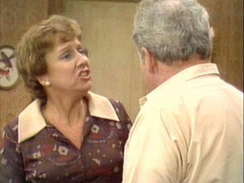 All in the Family Season 5 Episode 3 - The Bunkers and Inflation (3) (aka Edith the Job Hunter)