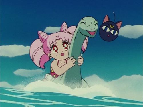 Sailor Moon Season 2 Episode 21 - The Beach, the Island and a Vacation: The Guardians' Break