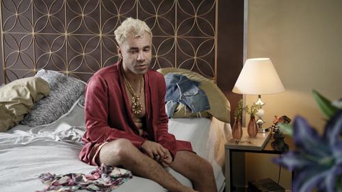 The Suburban People Season 1 Episode 15 - Episode 15