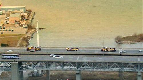 Heavy Rescue: 401 Season 3 Episode 12 - We're Not Safe Here