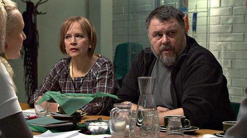 Ihmisten puolue Season 3 Episode 1 - Episode 1