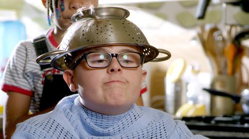 4 O'Clock Club Season 6 Episode 12 - Camping