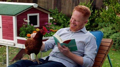 Modern Family Season 10 Episode 7 - Did the Chicken Cross the Road?