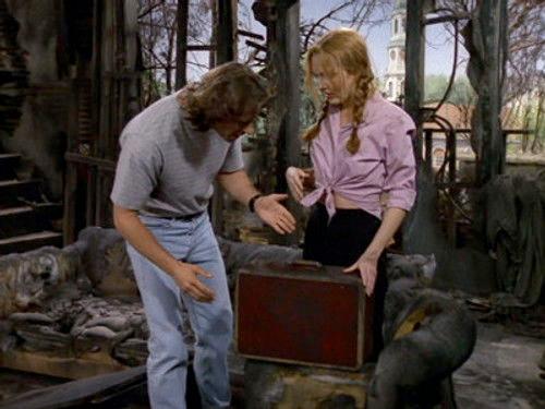 Wings Season 7 Episode 2 - Burnin' Down the House (2)