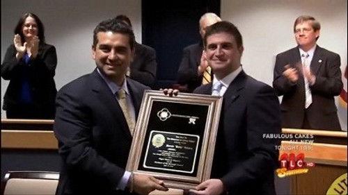 Cake Boss Season 3 Episode 11 - Key to the City and a Key-tar Cake