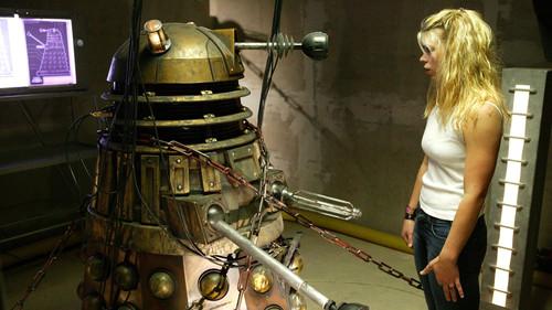 Doctor Who Season 1 Episode 6 - Dalek