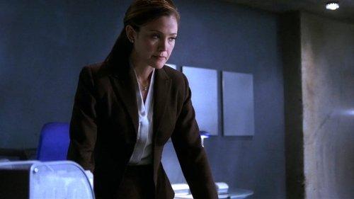 24 Season 4 Episode 23 - Day 4: 5:00 A.M.-6:00 A.M.