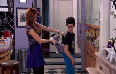 Jessie Season 2 Episode 20 - Quitting Cold Koala