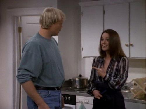 Coach Season 7 Episode 22 - Kelly's New Guy (2)