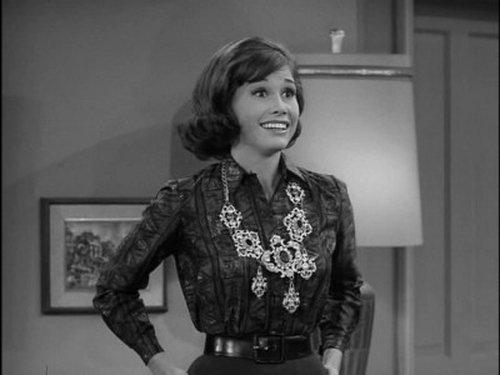 undefined Season 1 Episode 12 - Empress Carlotta's Necklace