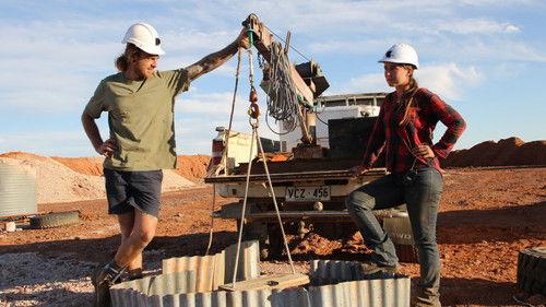 Outback Opal Hunters Season 11 Episode 2 - Between a Rod and a Hard Place