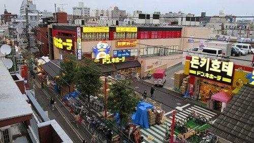 Document 72 Hours Season 5 Episode 9 - A 24/7 Discount Store