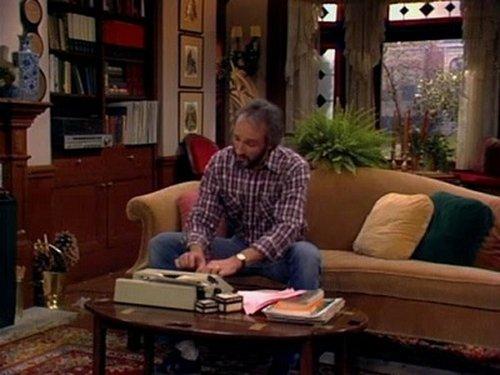 Family Ties Season 2 Episode 12 - Go Tigers