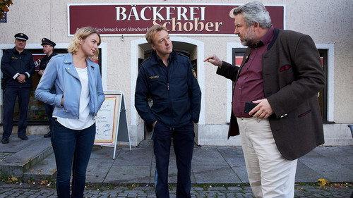 Die Rosenheim-Cops Season 20 Episode 1 - Two cases for Stadler