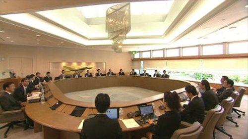 Rich Man, Poor Woman Season 1 Episode 9 - Have faith in me! I want to break down your walls