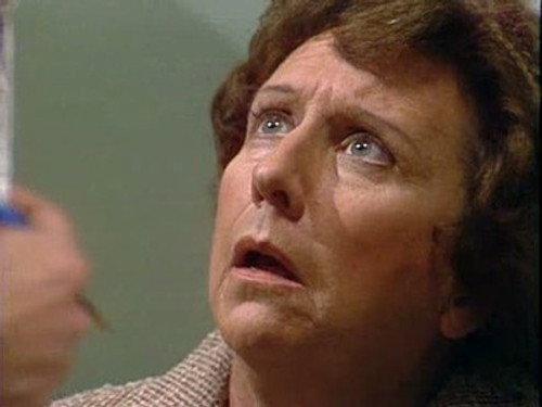 All in the Family Season 8 Episode 13 - Edith's Crisis of Faith (1)