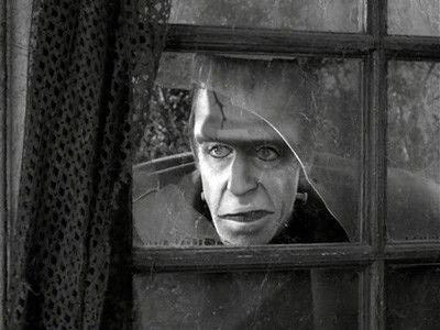 The Munsters Season 2 Episode 8 - Lily’s Star Boarder