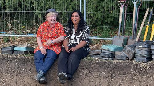 Sandi Toksvig's Hidden Wonders Season 1 Episode 2 - Cookham Abbey