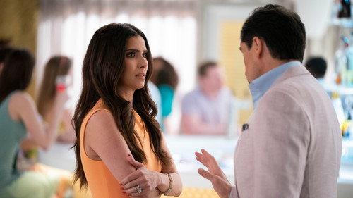 Grand Hotel Season 1 Episode 13 - A Perfect Storm