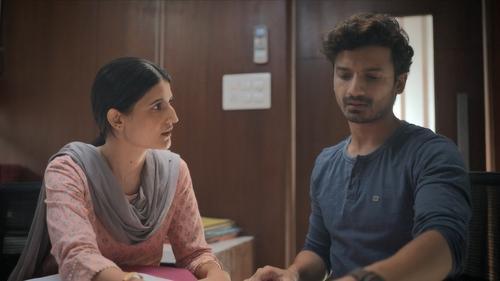 Shehar Lakhot Season 1 Episode 5 - Careful, anything can happen