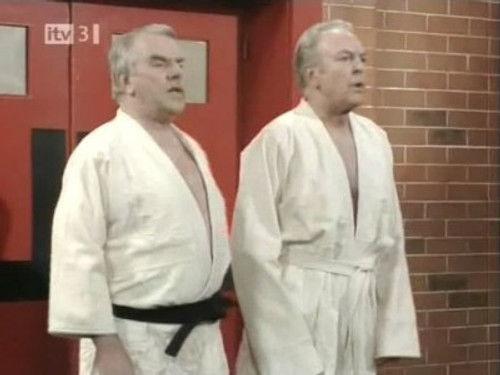 Never the Twain Season 5 Episode 4 - Kung Who?