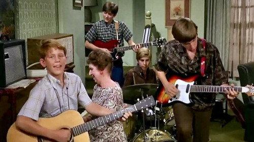The Andy Griffith Show Season 8 Episode 9 - Opie's Group