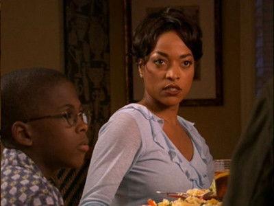 The Bernie Mac Show Season 1 Episode 19 - Secrets and Lies