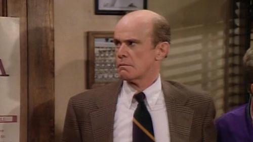 Coach Season 4 Episode 1 - The Kick-off and the Kiss-off