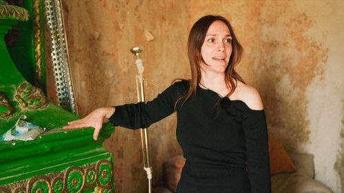 Hjälp, vi har köpt ett franskt ruckel! Season 1 Episode 1 - Episode 1