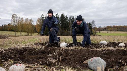 Forræder Season 4 Episode 13 - Idiots. Complete Idiots - Part 1