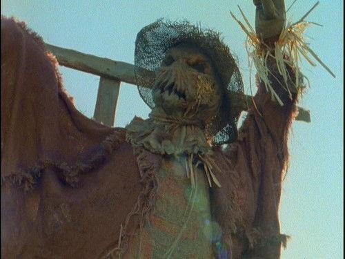 Goosebumps Season 2 Episode 14 - The Scarecrow Walks at Midnight