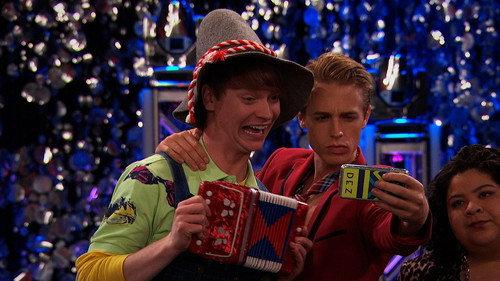 Austin & Ally Season 4 Episode 13 - Burdens & Boynado