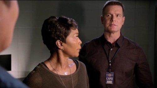 9-1-1 Season 2 Episode 18 - This Life We Choose