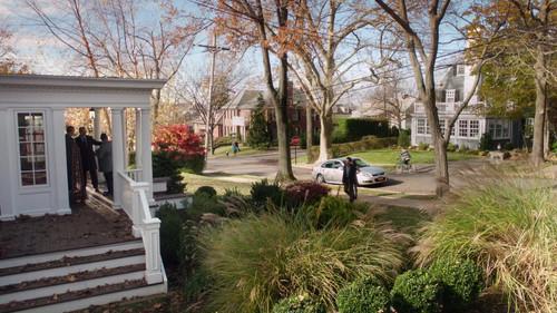 Elementary Season 1 Episode 11 - Dirty Laundry