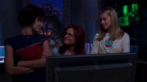 Birds of Prey Season 1 Episode 2 - Slick