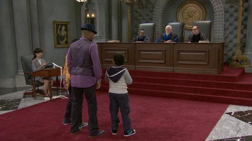 The Haunted Hathaways Season 2 Episode 21 - Haunted Family