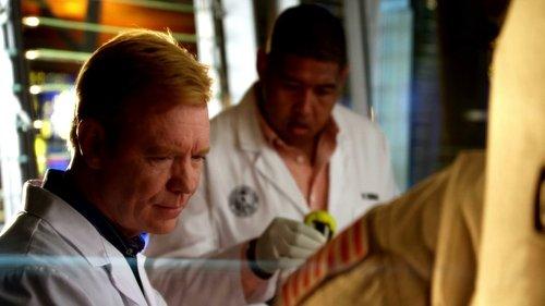 CSI: Miami Season 8 Episode 15 - Miami, We Have a Problem