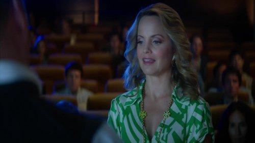 American Woman Season 1 Episode 9 - The Breakthrough