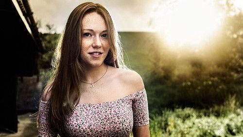 Glue Season 1 Episode 7 - Ruth/Eli