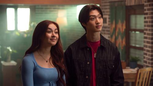 XO, Kitty Season 2 Episode 5 - Kissing Cousins