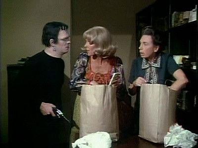 The Invisible Man Season 1 Episode 9 - Pin Money