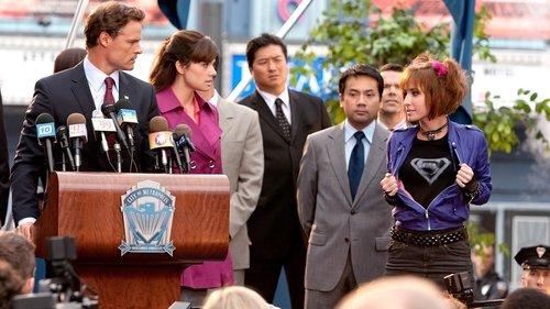 Smallville Season 9 Episode 8 - Idol
