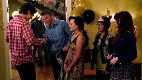 Awkward. Season 2 Episode 1 - Resolutions