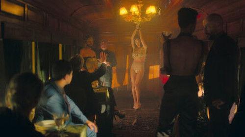 Lady Voyeur Season 1 Episode 9 - Going, Going... Gone!