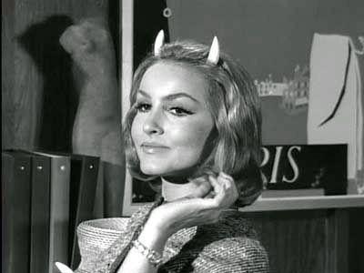 The Twilight Zone Season 4 Episode 14 - Of Late I Think of Cliffordville