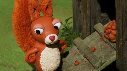 Shaun the Sheep: Adventures from Mossy Bottom Season 1 Episode 7 - Squirrelled Away