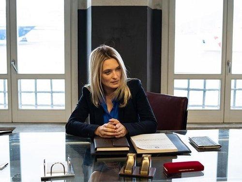 The Sea Beyond Season 1 Episode 4 - Episode 4 - Whoever finds a friend finds a treasure