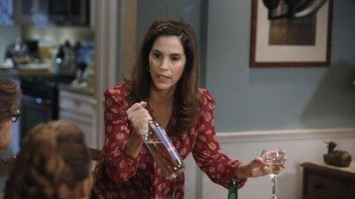 The Neighbors Season 2 Episode 9 - Thanksgiving is No Schmuck Bait