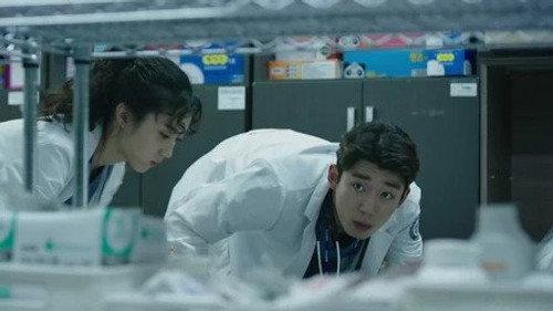 Life Season 1 Episode 3 - Episode 3