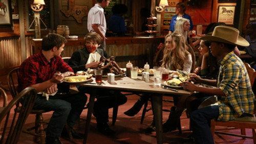 Girl Meets World Season 2 Episode 21 - Girl Meets Texas (2)